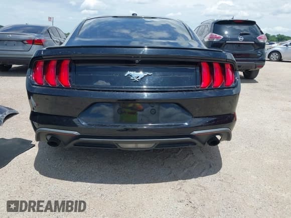 ✅ 2019 Ford Mustang EcoBoost • VIN: 1FA6P8THXK5143734 • Lot: 42639536. Listed on IAAI with 65,539 mi. Free auction sales archive from the USA and detailed vehicle history report at DreamBid. Image 16.