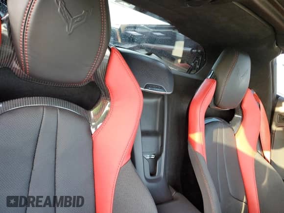 2024 Chevrolet Corvette 3LT с VIN 1G1YC2D43R5102582, выставлен на аукционе Copart как лот 77710234 с пробегом 7 260 миль миль и Списание • Salvage title. История ставок и продаж доступна на DreamBid. Изображение 10.