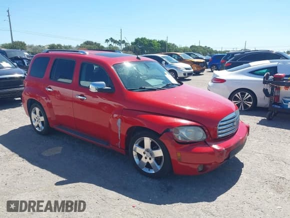 ✅ 2008 Chevrolet HHR LT • VIN: 3GNDA33P28S541944 • Lot: 41737248. Listed on IAAI with 135,648 mi. Free auction sales archive from the USA and detailed vehicle history report at DreamBid. Image 1.
