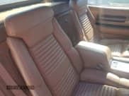 ✅ 1990 Buick Reatta • VIN: 1G4EC33C7LB906610 • Lot: 81840844. Wystawiony na Copart z przebiegiem Nie podano. Bezpłatny archiwum sprzedaży aukcyjnych z USA i szczegółowy raport historii pojazdu na DreamBid. Zdjęcie 10.