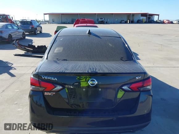 ✅ 2021 Nissan Versa SV • VIN: 3N1CN8EVXML851333 • Lot: 43640659. Wystawiony na IAAI z przebiegiem 92 069 mil. Bezpłatny archiwum sprzedaży aukcyjnych z USA i szczegółowy raport historii pojazdu na DreamBid. Zdjęcie 16.