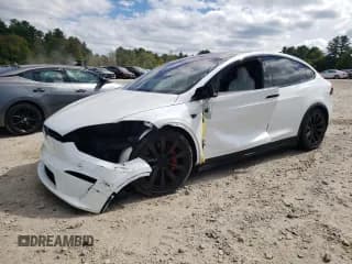 ✅ 2024 Tesla Model X Plaid • VIN: 7SAXCBE69RF451959 • Lot: 68417865. Wystawiony na Copart z przebiegiem Nie podano. Bezpłatny archiwum sprzedaży aukcyjnych z USA i szczegółowy raport historii pojazdu na DreamBid. Zdjęcie 1.