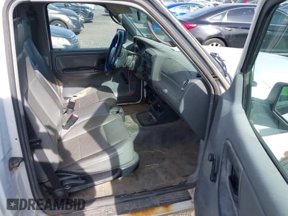 ✅ 2007 Ford Ranger XL • VIN: 1FTYR10DX7PA87375 • Lot: 43646585. Listed on IAAI with 47,137 mi. Free auction sales archive from the USA and detailed vehicle history report at DreamBid. Image 5.