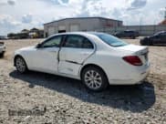 ✅ 2019 Mercedes-Benz E 300 • VIN: WDDZF4KB1KA556204 • Lot: 68050745. Wystawiony na Copart z przebiegiem 112 724 mil. Bezpłatny archiwum sprzedaży aukcyjnych z USA i szczegółowy raport historii pojazdu na DreamBid. Zdjęcie 2.
