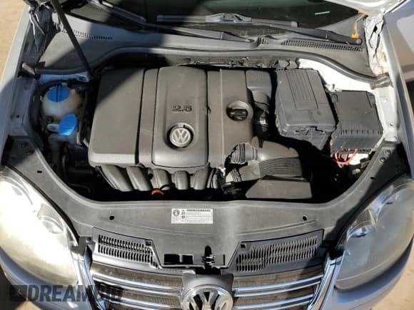 ✅ 2010 Volkswagen Jetta S • VIN: 3VWJZ7AJ4AM003490 • Lot: 91702905. Listed on Copart with 169,321 mi. Free auction sales archive from the USA and detailed vehicle history report at DreamBid. Image 11.