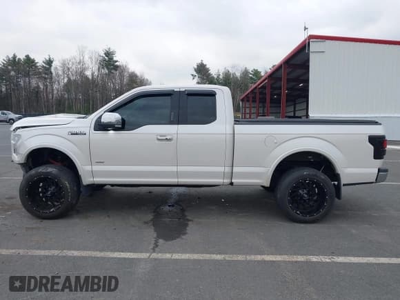 ✅ 2015 Ford F-150 XLT • VIN: 1FTEX1EP6FFB75954 • Lot: 42007256. Listed on IAAI with 178,636 mi. Free auction sales archive from the USA and detailed vehicle history report at DreamBid. Image 14.