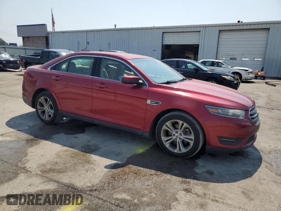 ✅ 2015 Ford Taurus SEL • VIN: 1FAHP2E86FG186593 • Лот: 80940805. Опубликован ранее на Copart с пробегом 203 531 миль. Бесплатный доступ к архиву аукционных продаж из США и подробный отчёт об истории автомобиля на DreamBid. Изображение 4.