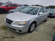 ✅ 2009 Hyundai Sonata GLS • VIN: 5NPET46C19H503946 • Лот: 74729674. Опубликован ранее на Copart с пробегом 14 716 миль. Бесплатный доступ к архиву аукционных продаж из США и подробный отчёт об истории автомобиля на DreamBid. Изображение 1.