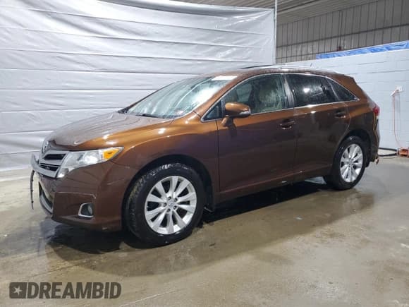 ✅ 2014 Toyota Venza LE • VIN: 4T3BA3BB7EU054422 • Lot: 50211525. Listed on Copart with 137,734 mi. Free auction sales archive from the USA and detailed vehicle history report at DreamBid. Image 1.