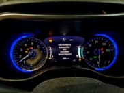 ✅ 2022 Chrysler Pacifica Limited • VIN: 2C4RC1GG0NR103455 • Лот: 94179975. Опубликован ранее на Copart с пробегом 55 551 миль. Бесплатный доступ к архиву аукционных продаж из США и подробный отчёт об истории автомобиля на DreamBid. Изображение 9.