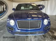 ✅ 2017 Bentley Bentayga W12 • VIN: SJAAC2ZV6HC015247 • Lot: 61849895. Listed on Copart with 46,046 mi. Free auction sales archive from the USA and detailed vehicle history report at DreamBid. Image 5.