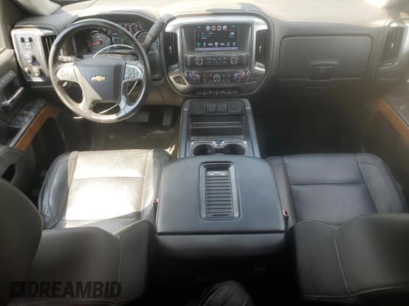 ✅ 2018 Chevrolet Silverado 1500 LTZ • VIN: 1GCVKSEC1JZ102645 • Lot: 68483325. Wystawiony na Copart z przebiegiem 79 827 mil. Bezpłatny archiwum sprzedaży aukcyjnych z USA i szczegółowy raport historii pojazdu na DreamBid. Zdjęcie 8.