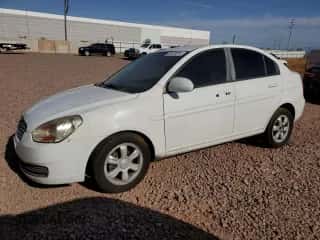 2006 Hyundai Accent GLS z VIN KMHCN46C76U019505, wystawiony jako Copart lot #55410014 z przebiegiem 261 119 mil mil oraz Szkoda całkowita • Salvage title. Historia ofert i sprzedaży dostępna na DreamBid. Obrazek 1.