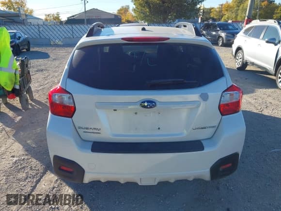 ✅ 2016 Subaru Crosstrek Premium • VIN: JF2GPABC1G8330086 • Lot: 43563862. Listed on IAAI with 138,999 mi. Free auction sales archive from the USA and detailed vehicle history report at DreamBid. Image 16.