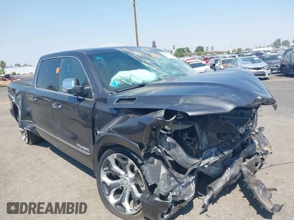 2020 Ram 1500 Limited z VIN 1C6SRFPT1LN419488, wystawiony jako IAAI lot #41847838 z przebiegiem 39 836 mil mil oraz . Historia ofert i sprzedaży dostępna na DreamBid. Obrazek 1.