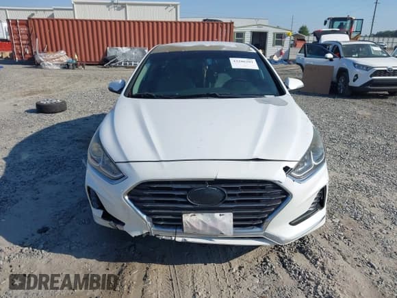 ✅ 2018 Hyundai Sonata SEL • VIN: 5NPE34AF0JH627356 • Lot: 43206201. Listed on IAAI with 128,773 mi. Free auction sales archive from the USA and detailed vehicle history report at DreamBid. Image 12.