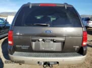 ✅ 2005 Ford Explorer Eddie Bauer • VIN: 1FMDU74W85UA06783 • Лот: 87324544. Опубликован ранее на Copart с пробегом 149 586 миль. Бесплатный доступ к архиву аукционных продаж из США и подробный отчёт об истории автомобиля на DreamBid. Изображение 6.