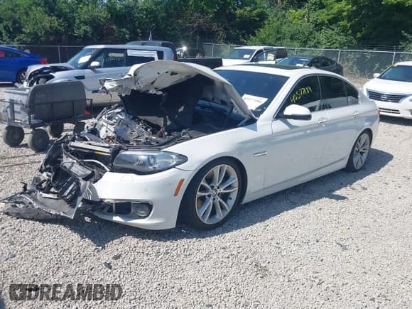 ✅ 2015 BMW 5 Series 535i xDrive • VIN: WBA5B3C50FD548071 • Lot: 42577184. Listed on IAAI with 147,699 mi. Free auction sales archive from the USA and detailed vehicle history report at DreamBid. Image 2.