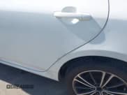 ✅ 2010 Toyota Corolla S • VIN: 1NXBU4EE4AZ353081 • Лот: 43404465. Опубликован ранее на IAAI с пробегом 132 162 миль. Бесплатный доступ к архиву аукционных продаж из США и подробный отчёт об истории автомобиля на DreamBid. Изображение 14.