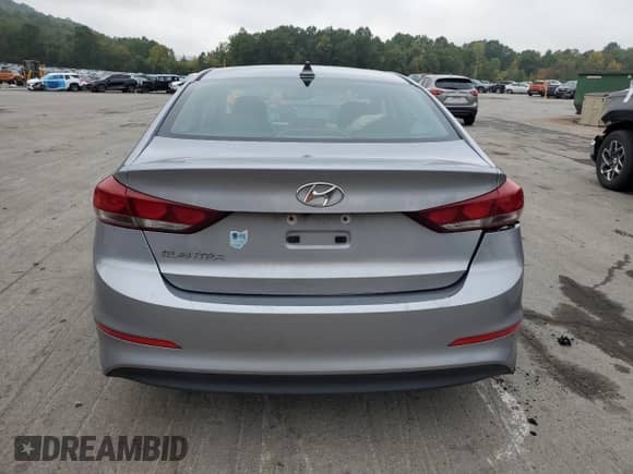 2017 Hyundai Elantra SE z VIN 5NPD84LF4HH194953, wystawiony jako Copart lot #71695695 z przebiegiem 124 703 mil mil oraz Szkoda całkowita • Salvage title. Historia ofert i sprzedaży dostępna na DreamBid. Obrazek 6.