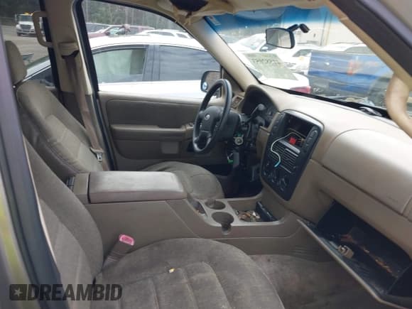 ✅ 2004 Ford Explorer XLS • VIN: 1FMZU62KX4UA80169 • Lot: 41582053. Listed on IAAI with Not provided. Free auction sales archive from the USA and detailed vehicle history report at DreamBid. Image 5.