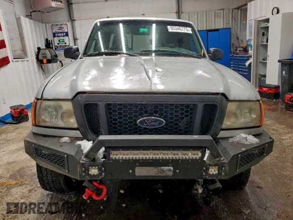 ✅ 2004 Ford Ranger XL Fleet • VIN: 1FTZR15E34TA13529 • Lot: 95346775. Wystawiony na Copart z przebiegiem 157 038 mil. Bezpłatny archiwum sprzedaży aukcyjnych z USA i szczegółowy raport historii pojazdu na DreamBid. Zdjęcie 5.