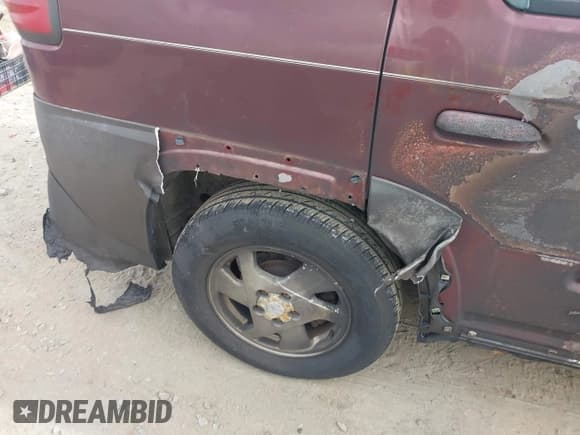 ✅ 2001 Pontiac Aztek • VIN: 3G7DB03E31S536209 • Lot: 42493601. Listed on IAAI with Not provided. Free auction sales archive from the USA and detailed vehicle history report at DreamBid. Image 14.