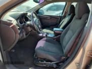 ✅ 2012 Chevrolet Traverse 1LT • VIN: 1GNKRGED6CJ169609 • Lot: 67489565. Wystawiony na Copart z przebiegiem 143 963 mil. Bezpłatny archiwum sprzedaży aukcyjnych z USA i szczegółowy raport historii pojazdu na DreamBid. Zdjęcie 7.