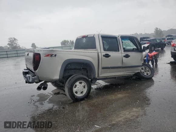 ✅ 2006 Chevrolet Colorado 1LT • VIN: 1GCDT136768155329 • Lot: 82244885. Wystawiony na Copart z przebiegiem 254 475 mil. Bezpłatny archiwum sprzedaży aukcyjnych z USA i szczegółowy raport historii pojazdu na DreamBid. Zdjęcie 3.