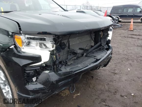 ✅ 2023 Chevrolet Silverado 1500 RST • VIN: 1GCUDEEL1PZ168810 • Lot: 41458921. Listed on IAAI with 20,877 mi. Free auction sales archive from the USA and detailed vehicle history report at DreamBid. Image 20.