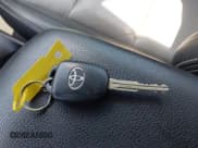 ✅ 2013 Toyota RAV4 XLE • VIN: 2T3WFREV3DW015918 • Лот: 43203848. Опубликован ранее на IAAI с пробегом 170 555 миль. Бесплатный доступ к архиву аукционных продаж из США и подробный отчёт об истории автомобиля на DreamBid. Изображение 11.