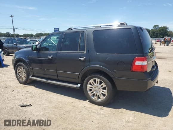 ✅ 2011 Ford Expedition Limited • VIN: 1FMJU1K55BEF14855 • Лот: 70542045. Опубликован ранее на Copart с пробегом 182 480 миль. Бесплатный доступ к архиву аукционных продаж из США и подробный отчёт об истории автомобиля на DreamBid. Изображение 2.