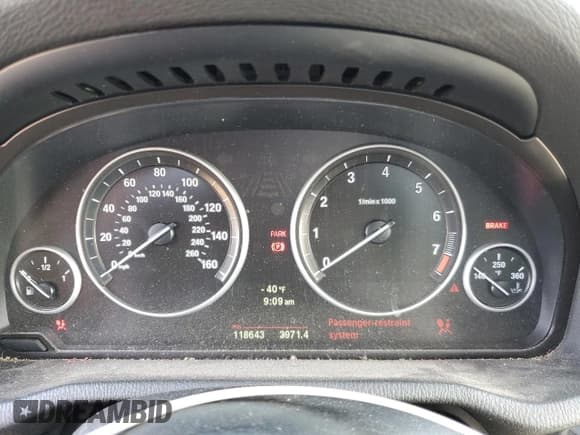 ✅ 2012 BMW X3 35i • VIN: 5UXWX7C51CL737800 • Lot: 81906635. Listed on Copart with 118,643 mi. Free auction sales archive from the USA and detailed vehicle history report at DreamBid. Image 9.