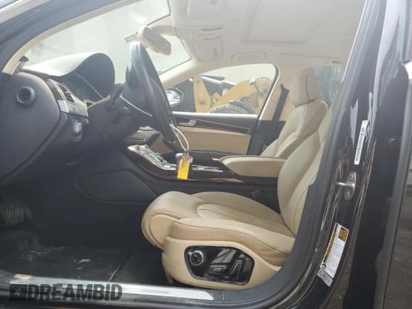 ✅ 2013 Audi A8 3.0L • VIN: WAUAGAFD7DN003466 • Lot: 67362875. Wystawiony na Copart z przebiegiem 108 628 mil. Bezpłatny archiwum sprzedaży aukcyjnych z USA i szczegółowy raport historii pojazdu na DreamBid. Zdjęcie 7.