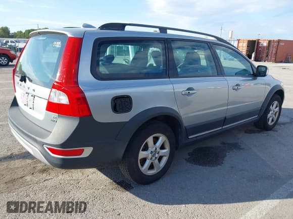 ✅ 2008 Volvo XC70 • VIN: YV4BZ982981040265 • Лот: 43360725. Опубликован ранее на IAAI с пробегом 157 402 миль. Бесплатный доступ к архиву аукционных продаж из США и подробный отчёт об истории автомобиля на DreamBid. Изображение 4.