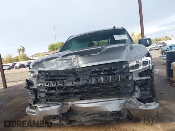 ✅ 2023 Chevrolet Silverado 1500 RST • VIN: 2GCUDEED4P1127413 • Lot: 43518648. Listed on IAAI with 16,586 mi. Free auction sales archive from the USA and detailed vehicle history report at DreamBid. Image 12.