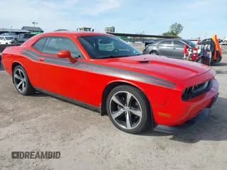 ✅ 2013 Dodge Challenger R/T • VIN: 2C3CDYBT6DH733845 • Lot: 41090619. Wystawiony na IAAI z przebiegiem 138 886 mil. Bezpłatny archiwum sprzedaży aukcyjnych z USA i szczegółowy raport historii pojazdu na DreamBid. Zdjęcie 1.