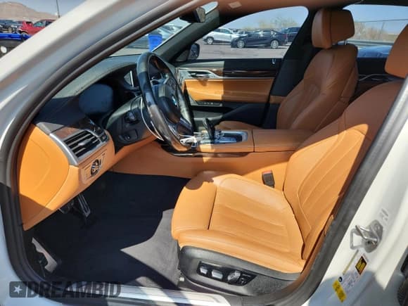 ✅ 2020 BMW 7 Series 740i • VIN: WBA7T2C03LGF96603 • Lot: 61264975. Listed on Copart with 58,459 mi. Free auction sales archive from the USA and detailed vehicle history report at DreamBid. Image 7.