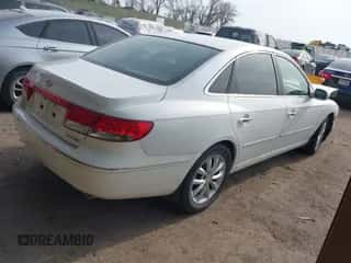 2007 Hyundai Azera SE с VIN KMHFC46F07A139369, выставлен на аукционе IAAI как лот 41999327 с пробегом 145 827 миль миль и . История ставок и продаж доступна на DreamBid. Изображение 4.