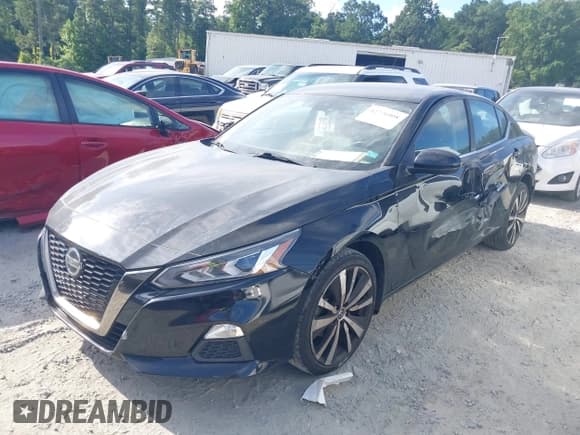 ✅ 2020 Nissan Altima SR • VIN: 1N4BL4CWXLC143991 • Lot: 42721008. Listed on IAAI with 98,119 mi. Free auction sales archive from the USA and detailed vehicle history report at DreamBid. Image 13.