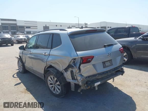 ✅ 2020 Volkswagen Tiguan S • VIN: 3VV1B7AX8LM054877 • Лот: 43147566. Опубликован ранее на IAAI с пробегом 118 030 миль. Бесплатный доступ к архиву аукционных продаж из США и подробный отчёт об истории автомобиля на DreamBid. Изображение 3.