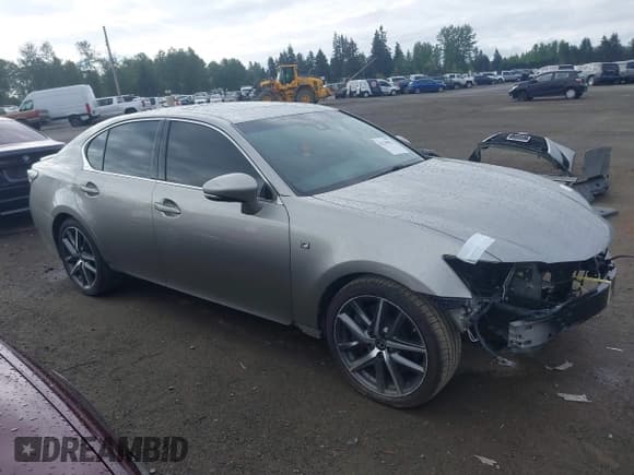 ✅ 2017 Lexus GS 350 • VIN: JTHBZ1BL8HA011070 • Lot: 42228552. Wystawiony na IAAI z przebiegiem 95 464 mil. Bezpłatny archiwum sprzedaży aukcyjnych z USA i szczegółowy raport historii pojazdu na DreamBid. Zdjęcie 14.