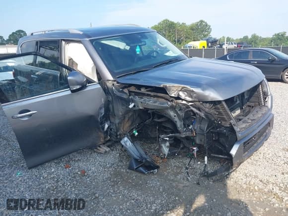 ✅ 2024 Nissan Armada SV • VIN: JN8AY2AC8R9195618 • Лот: 42691383. Опубликован ранее на IAAI с пробегом Не указан. Бесплатный доступ к архиву аукционных продаж из США и подробный отчёт об истории автомобиля на DreamBid. Изображение 1.