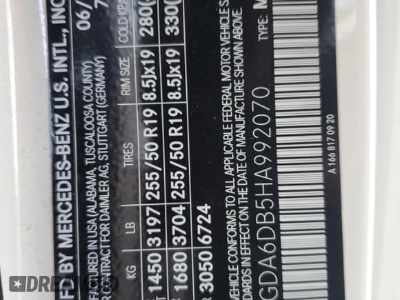 ✅ 2017 Mercedes-Benz GLE 550e • VIN: 4JGDA6DB5HA992070 • Lot: 72261464. Listed on Copart with 60,678 mi. Free auction sales archive from the USA and detailed vehicle history report at DreamBid. Image 13.