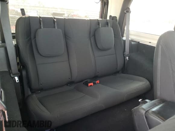 ✅ 2019 Jeep Wrangler Sport S • VIN: 1C4GJXAN9KW521877 • Lot: 43369425. Listed on Copart with 54,234 mi. Free auction sales archive from the USA and detailed vehicle history report at DreamBid. Image 11.