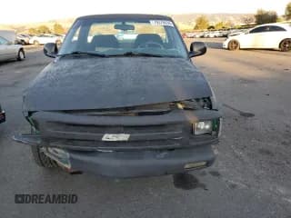 ✅ 1997 Chevrolet S-10 LS • VIN: 1GCCS14W0V8173635 • Лот: 79276534. Опубликован ранее на Copart с пробегом 293 126 миль. Бесплатный доступ к архиву аукционных продаж из США и подробный отчёт об истории автомобиля на DreamBid. Изображение 5.