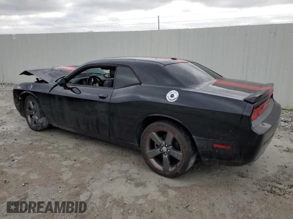 ✅ 2013 Dodge Challenger Rallye Redline • VIN: 2C3CDYAG2DH562337 • Lot: 82303144. Wystawiony na Copart z przebiegiem Nie podano. Bezpłatny archiwum sprzedaży aukcyjnych z USA i szczegółowy raport historii pojazdu na DreamBid. Zdjęcie 2.