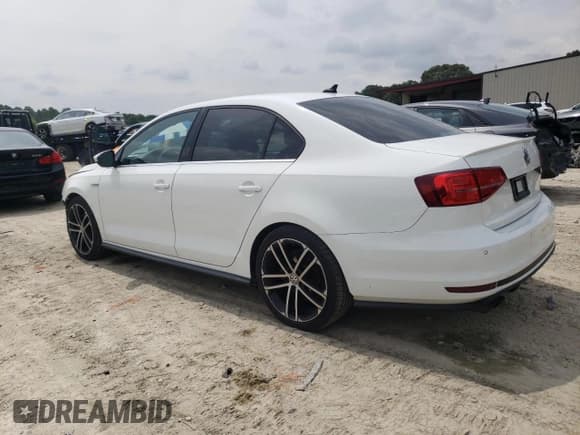 ✅ 2016 Volkswagen Jetta GLI SE • VIN: 3VW4S7AJ8GM252045 • Lot: 59852595. Listed on Copart with 116,122 mi. Free auction sales archive from the USA and detailed vehicle history report at DreamBid. Image 2.