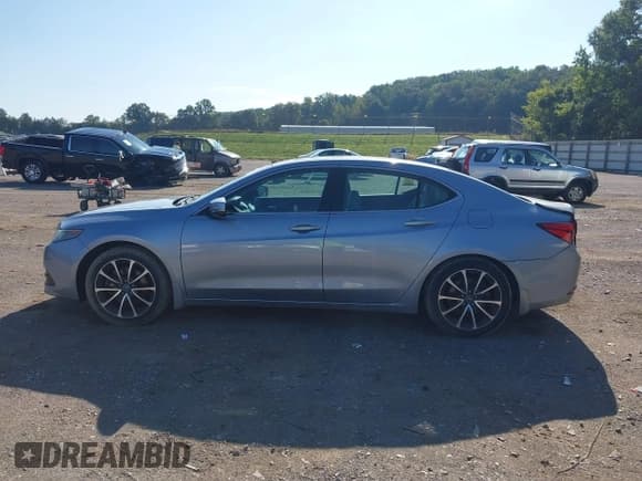 ✅ 2015 Acura TLX Technology • VIN: 19UUB2F54FA017818 • Лот: 43135949. Опубликован ранее на IAAI с пробегом 52 514 миль. Бесплатный доступ к архиву аукционных продаж из США и подробный отчёт об истории автомобиля на DreamBid. Изображение 14.