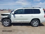 ✅ 2015 Toyota Land Cruiser • VIN: JTMHY7AJ9F4028506 • Lot: 42327712. Listed on IAAI with 122,158 mi. Free auction sales archive from the USA and detailed vehicle history report at DreamBid. Image 15.
